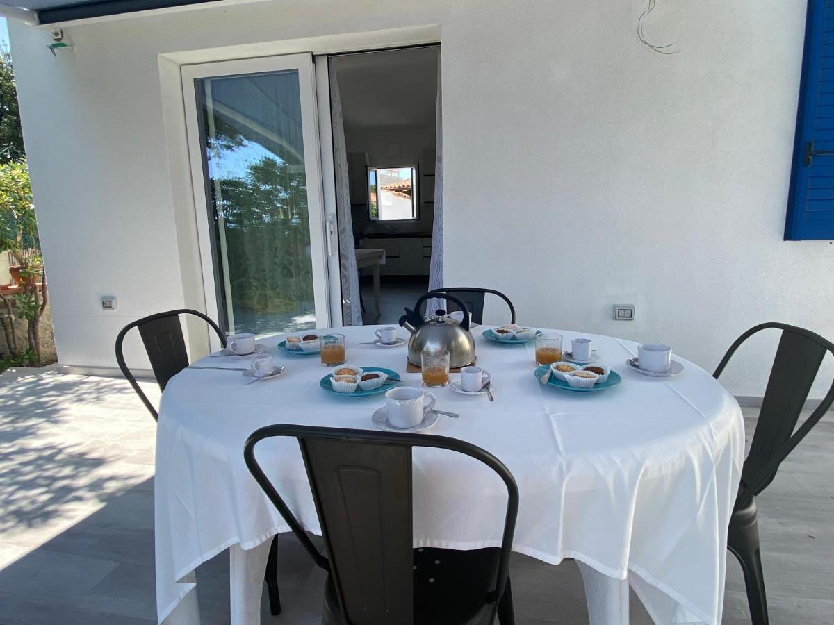 La Casa Sull'Acqua Vila Olbia Exterior foto